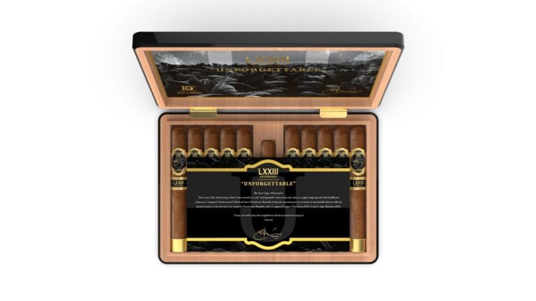Eladio Díaz 73rd Anniversary cigar box with Dominican blend